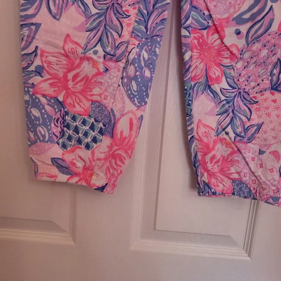 Lilly Pulitzer Floral Pink and Blue Jogger Pants Size L - Picture 2 of 5